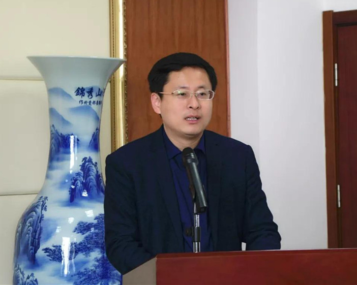 第一届产业学院创新发展论坛在威尼斯569vip游戏下载举行