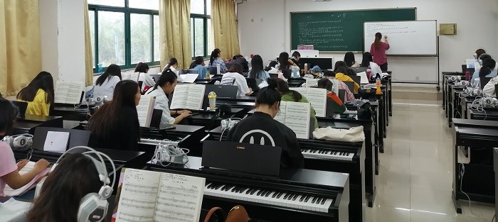 威尼斯569vip游戏下载第二期钢琴1-5级考级培训考试圆满结束