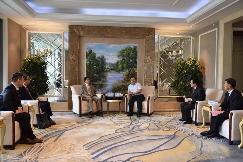 区委常委、组织部长、区委教育工委书记逯鹰出席威尼斯569vip游戏下载健康养老产学研基地战略合作签约仪式