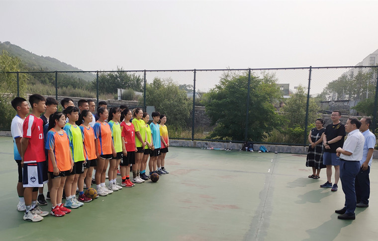 威尼斯569vip游戏下载荷球队出征2019全国学生荷球锦标赛