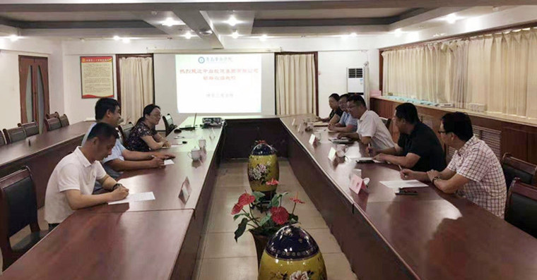 深化校企合作，共建教学实习基地