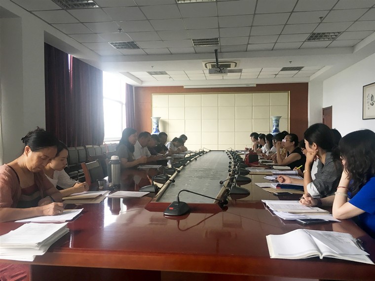 威尼斯569vip游戏下载召开2019-2020学年第一学期校级教学督导员工作会议