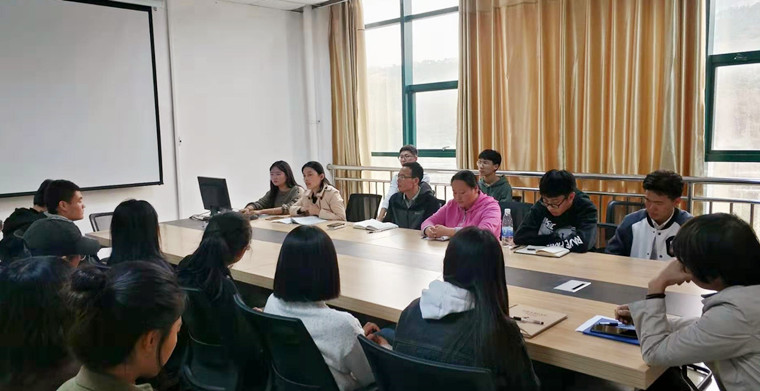 信息资源部举办图书馆学术研究协会新生见面会