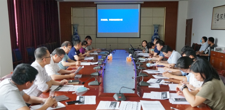 威尼斯官网组织召开学校网站管理工作暨二级学院品牌建设推进会