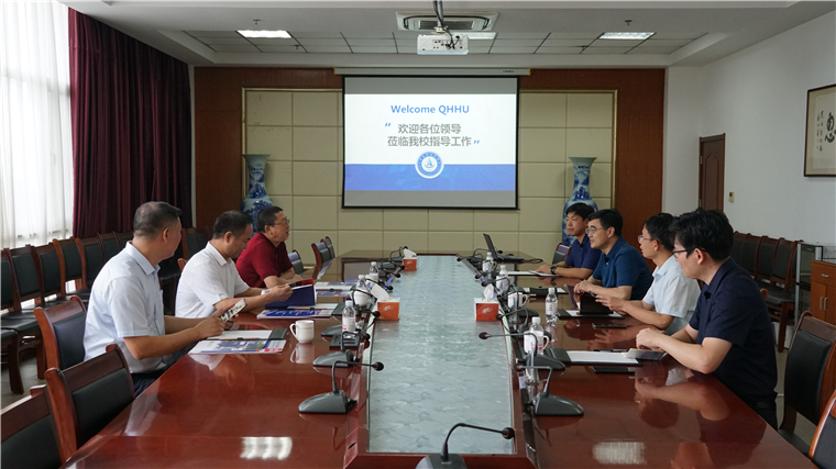 金山顶尖董事长于庆洲博士一行来威尼斯官网考察交流