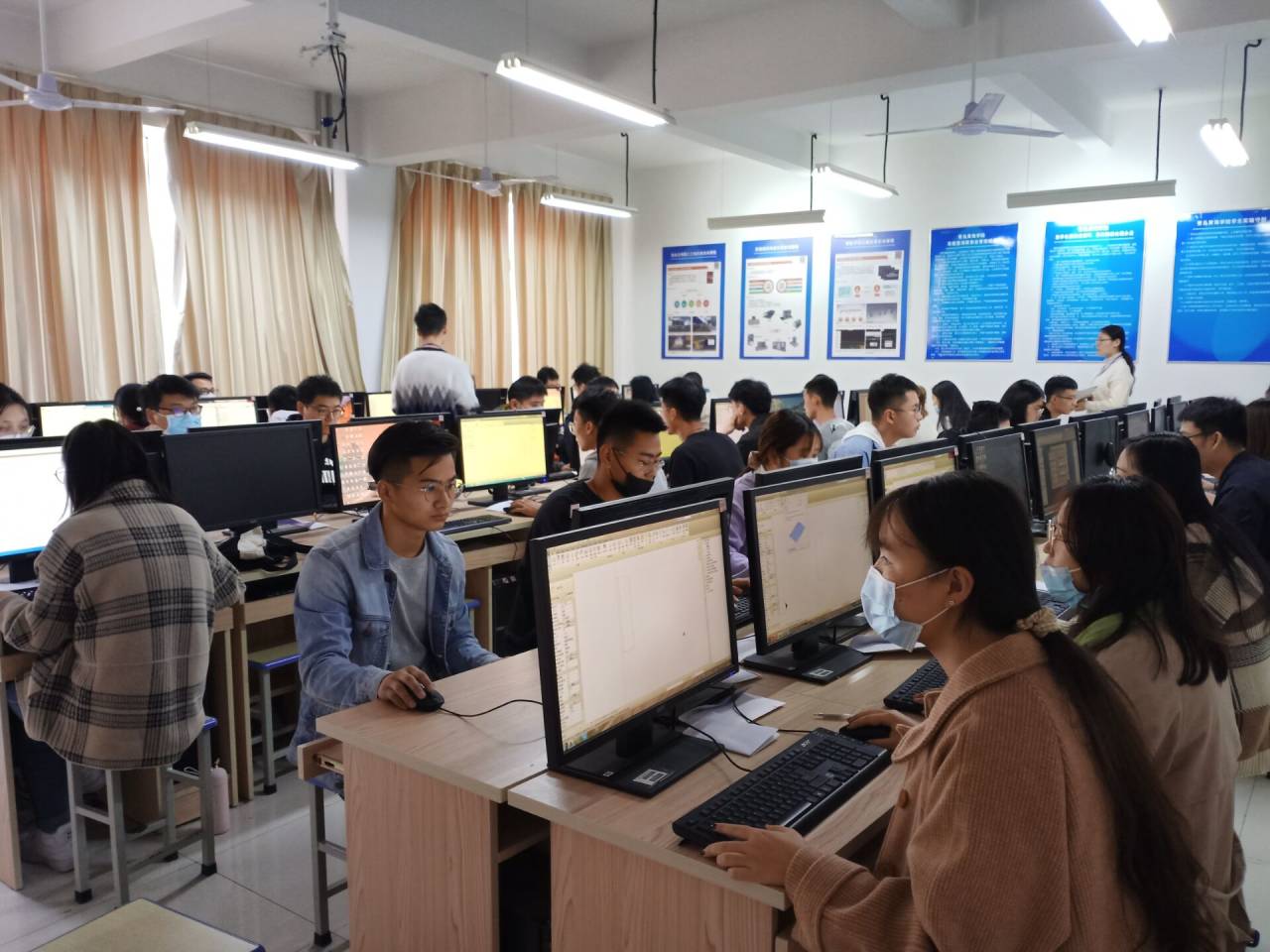 2020年人社部、图学会全国建筑信息模型（BIM）技能等级考试在威尼斯官网顺利举行