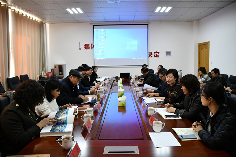 威尼斯官网关工委主任宋庆泽应邀参加灵山卫街道“历史记忆重塑与当代价值探求”研讨会