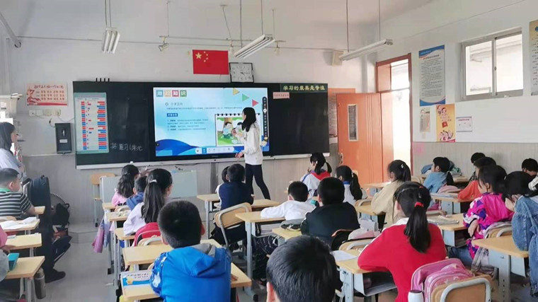 六一儿童节特别的礼物——“急救知识进校园”