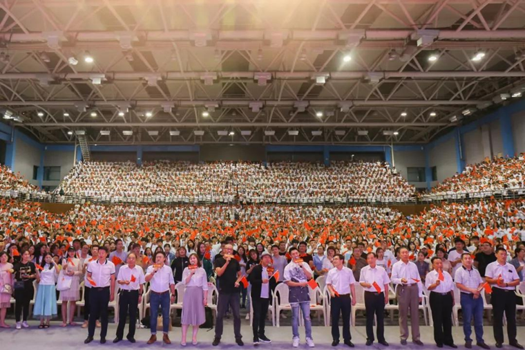 信息资源部举办书影同行.品阅经典——第三季《我和我的祖国》