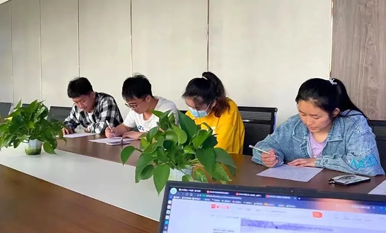 诵读红色经典、礼赞百年辉煌——大数据学院举办红色经典诵读活动