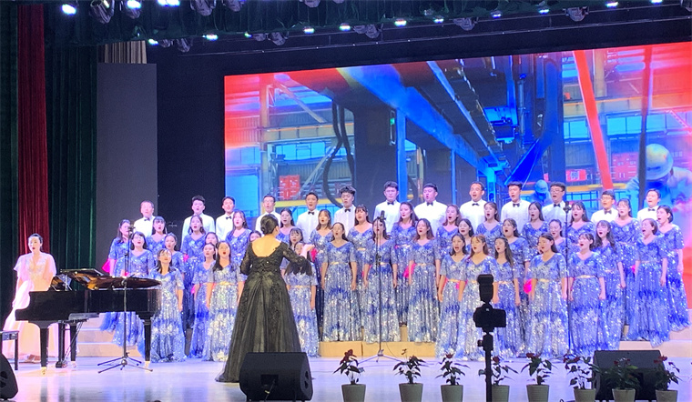 优秀表演奖！黄海学院“初心”合唱团“颂歌献给党”