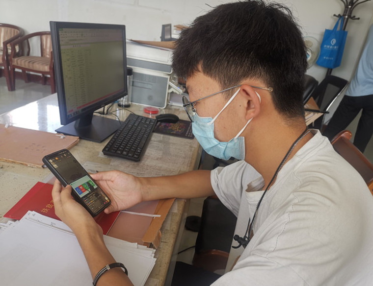 携手共建文明城市，垃圾分类我们在行动---建筑工程学院组织观看社区公益课堂教育活动抖音直播