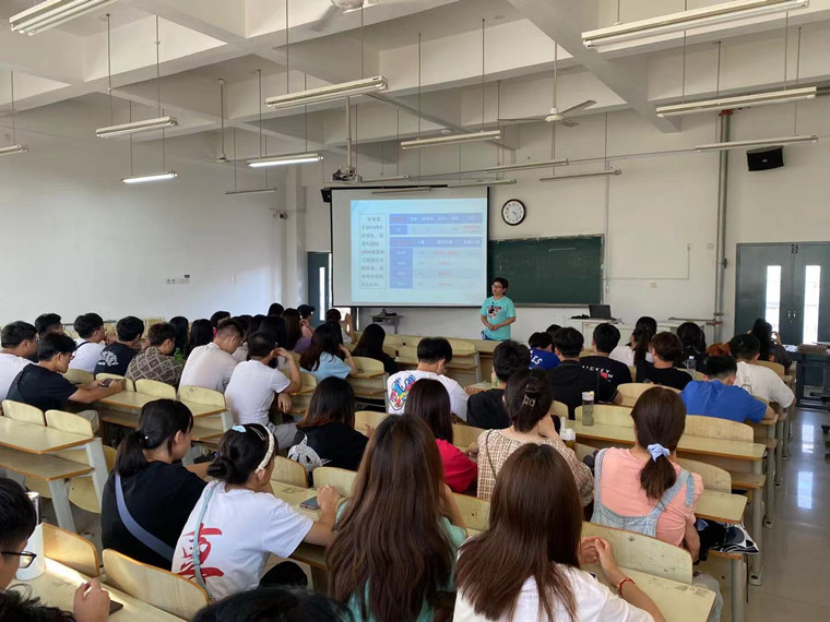 建筑工程学院举办2021级专升本新生专业介绍主题讲座