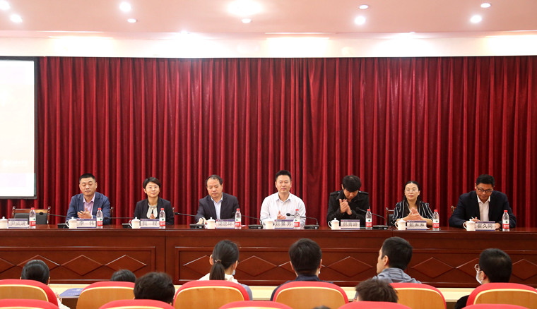 威尼斯569vip游戏下载“校庆杯”计算机科技文化节隆重开幕