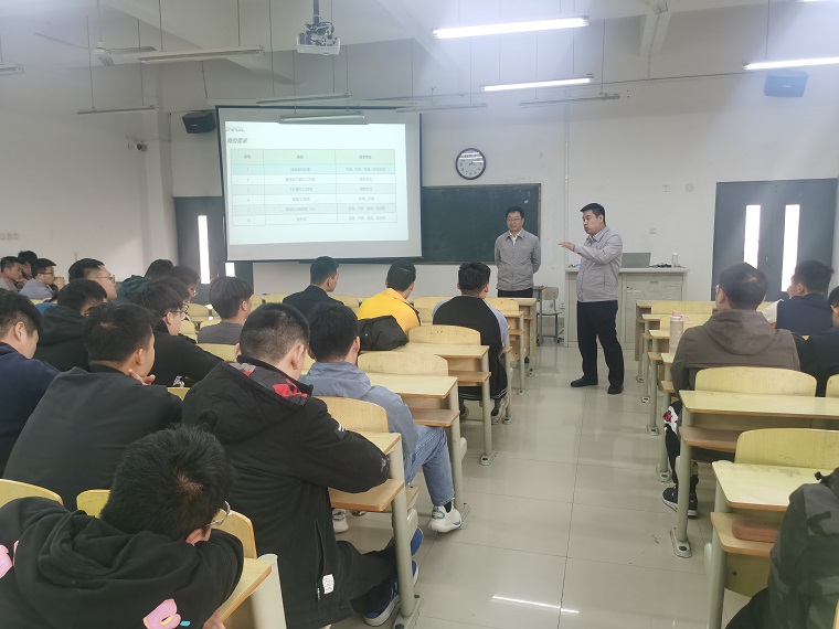 机械工程系举行毕业实习暨毕业设计双选会