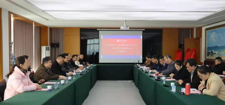 校企强强联合  助力未来共赢——威尼斯官网艺术学院实习实训基地、产学研基地顺利揭牌