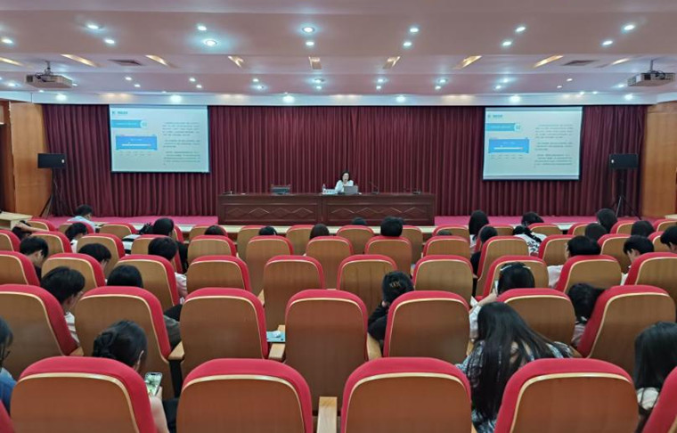 我为同学办实事 | 共青团威尼斯569vip游戏下载委员会开展“法律护航毕业季”讲座