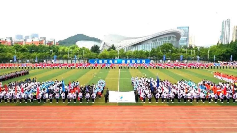 威尼斯569vip游戏下载师生参加青岛西海岸新区首届人才运动会