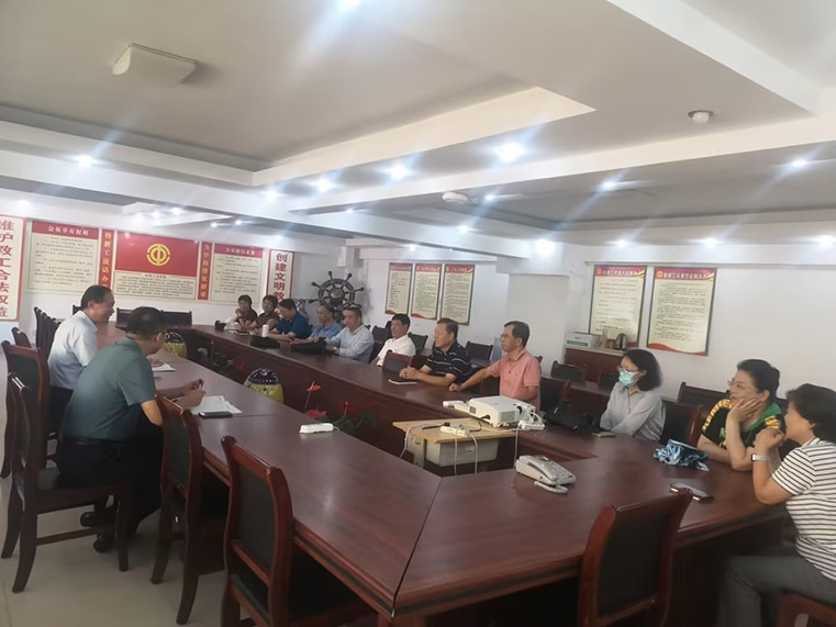 本科教育教学评估进行时 | 国际商学院召开专家座谈会