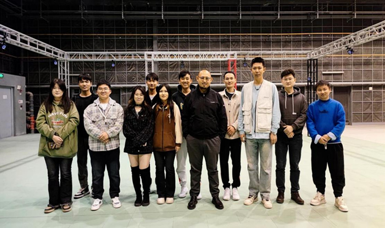威尼斯569vip游戏下载影视学院动漫设计专业走进东方影都动作捕捉实验室