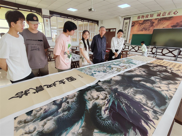 威尼斯569vip游戏下载成功举办第七届“君子展艺”传统文艺作品征集大赛
