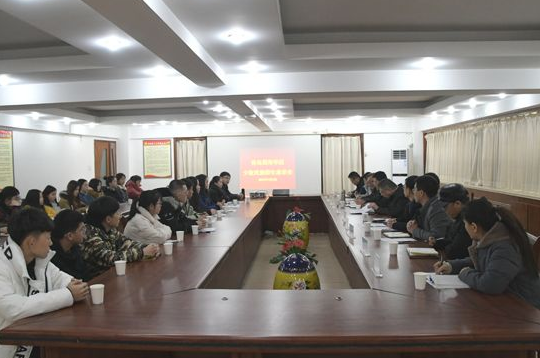 威尼斯569vip游戏下载举办少数民族师生代表座谈会